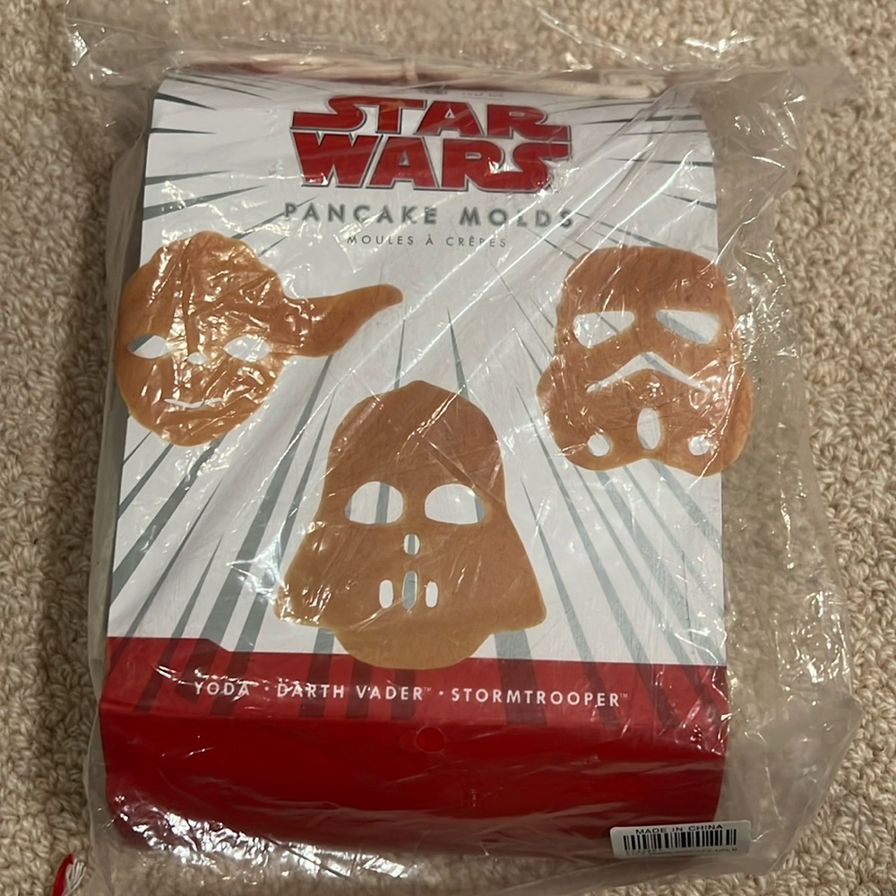 STAR WARS pancake molds